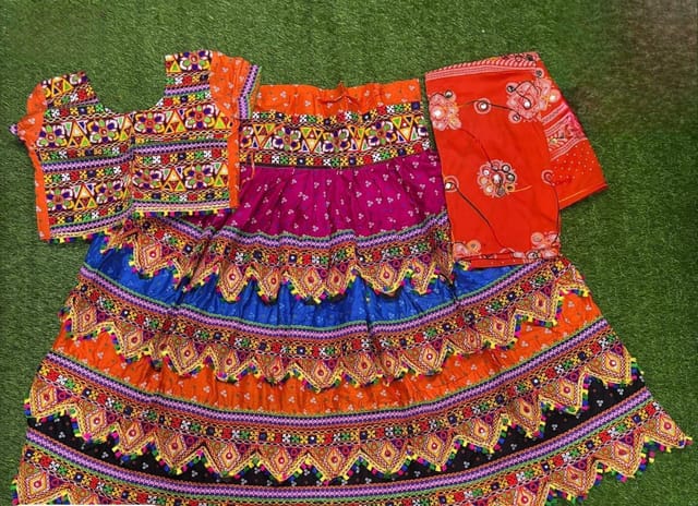Chaniya Choli - Lemoen