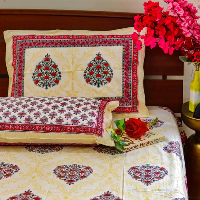 Blossom Elegance Bedsheet-Red