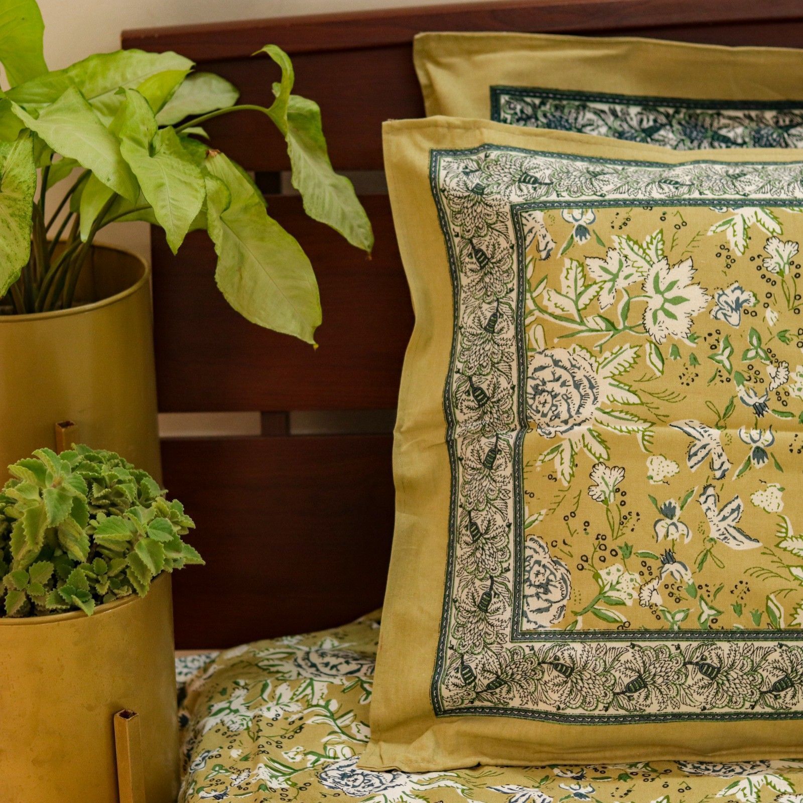 Mustard Blossom Bedsheet