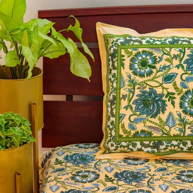 Guldaudi Floral Bedsheet