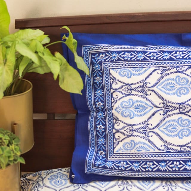 RajasthaniKart  Bedsheet - Blue