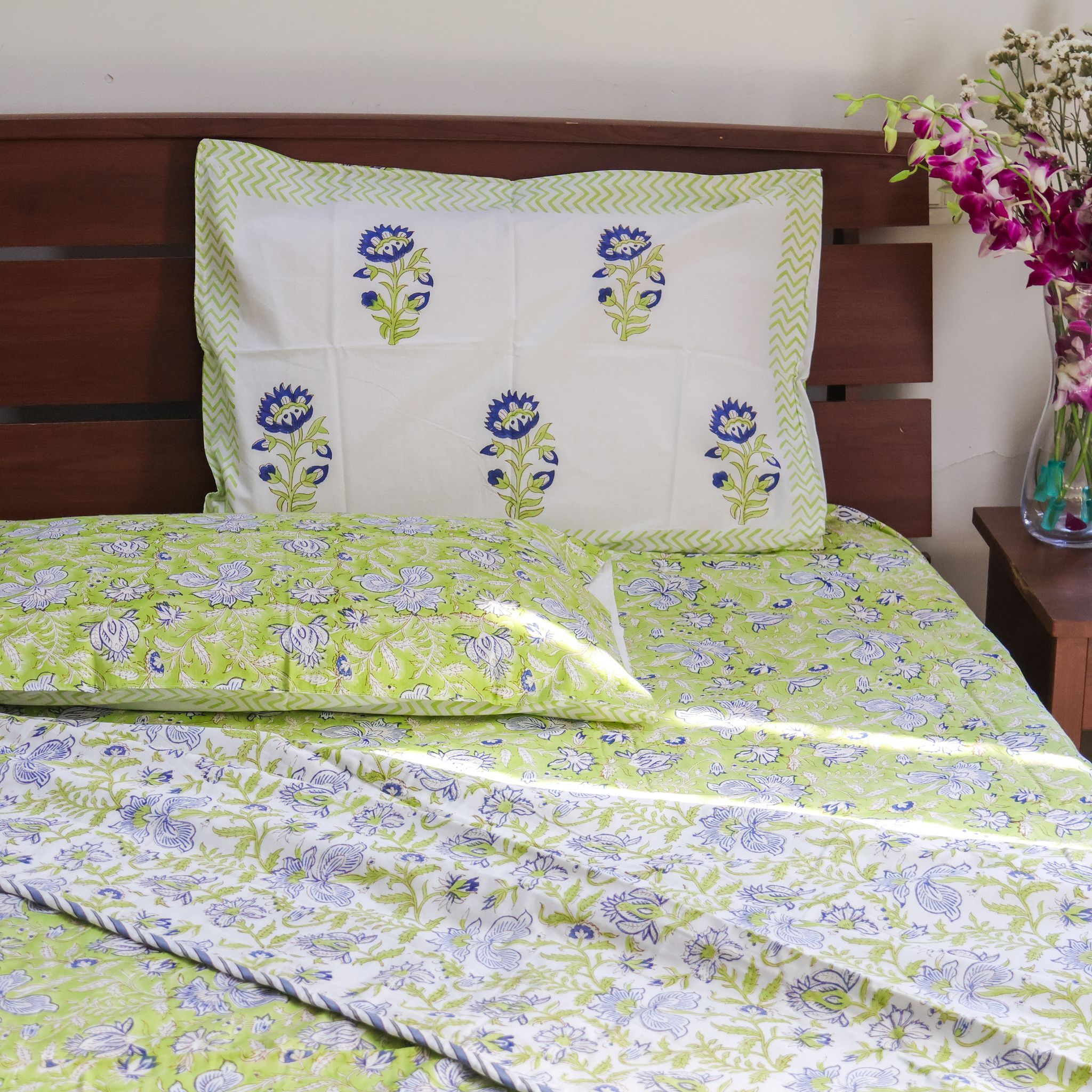 Handblock Premium Percale -White and Green (Dohar Set)